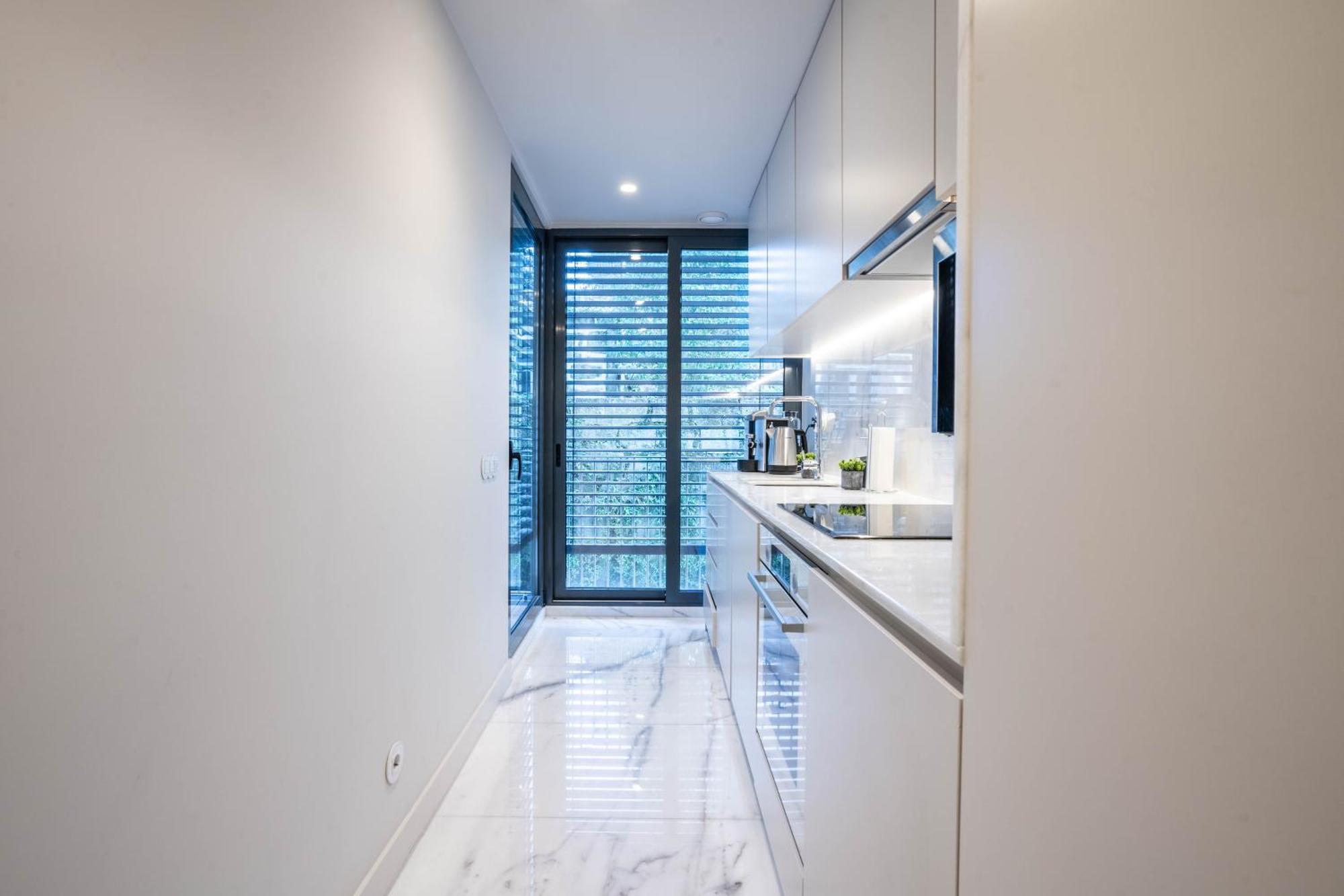 Primrose 1Br Delight W Parking By Lovelystay 포르투 외부 사진